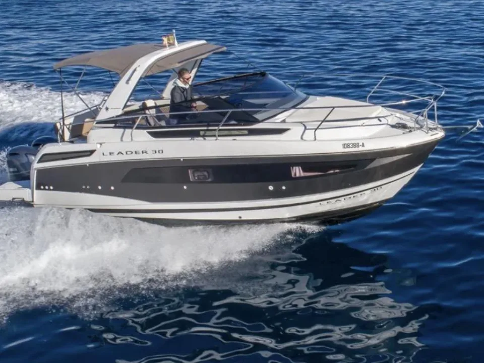 Jeanneau Leader 30 used - photo 1