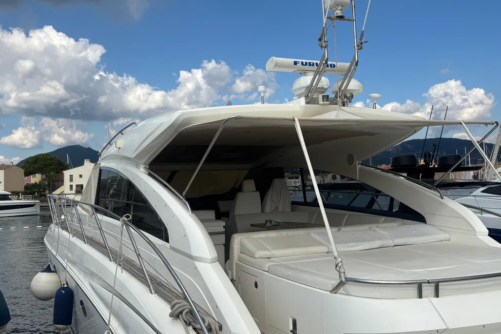 Princess Yachts V53 gebraucht - Foto 1