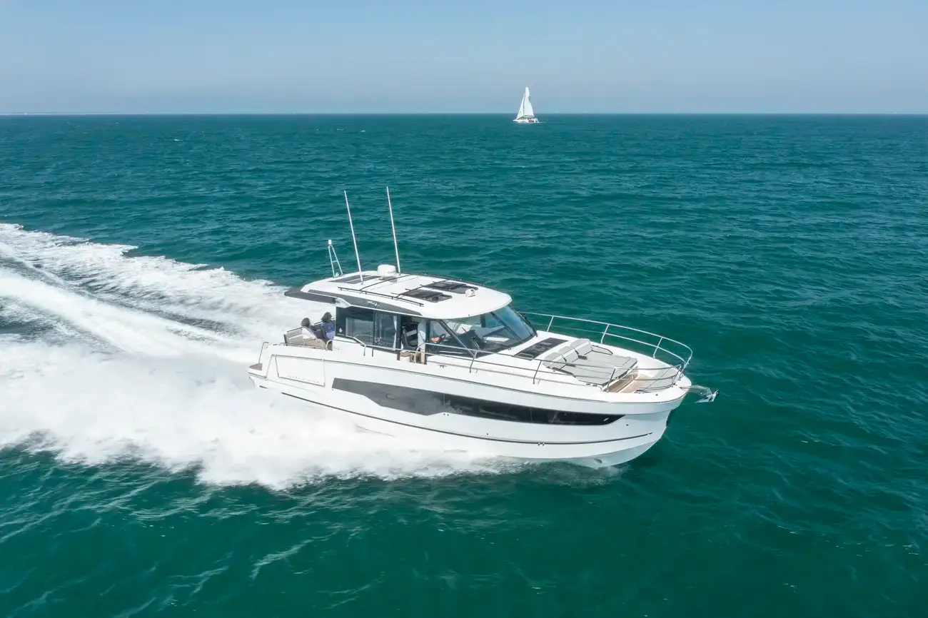 Jeanneau MERRY FISHER 1295 FLY usato - foto 1