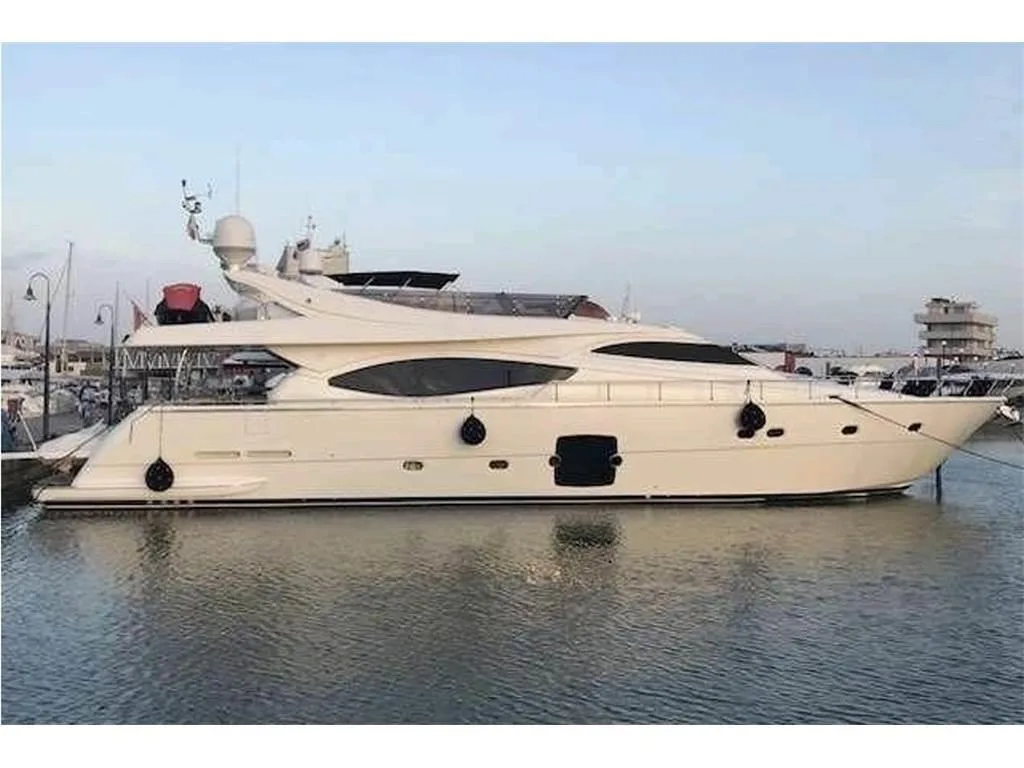 Ferretti Yachts 761 usato - foto 1