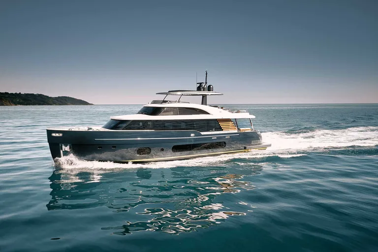 Azimut Magellano 25M