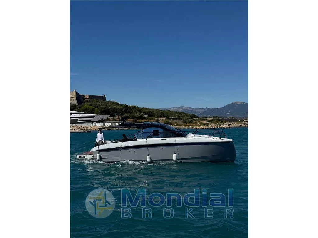 Beneteau Gran Turismo 40 d'occasion - photo 1
