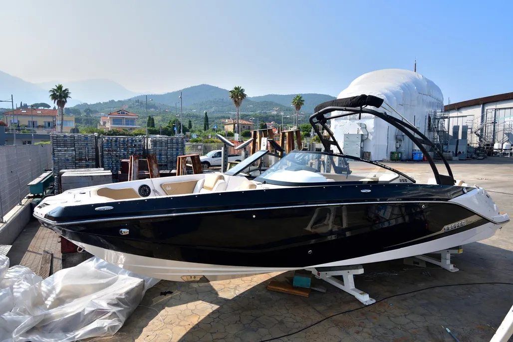 Scarab 255 Platinum gebraucht - Foto 1