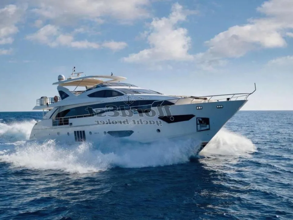 Azimut Grande 30 (3 cabins) usato - foto 1