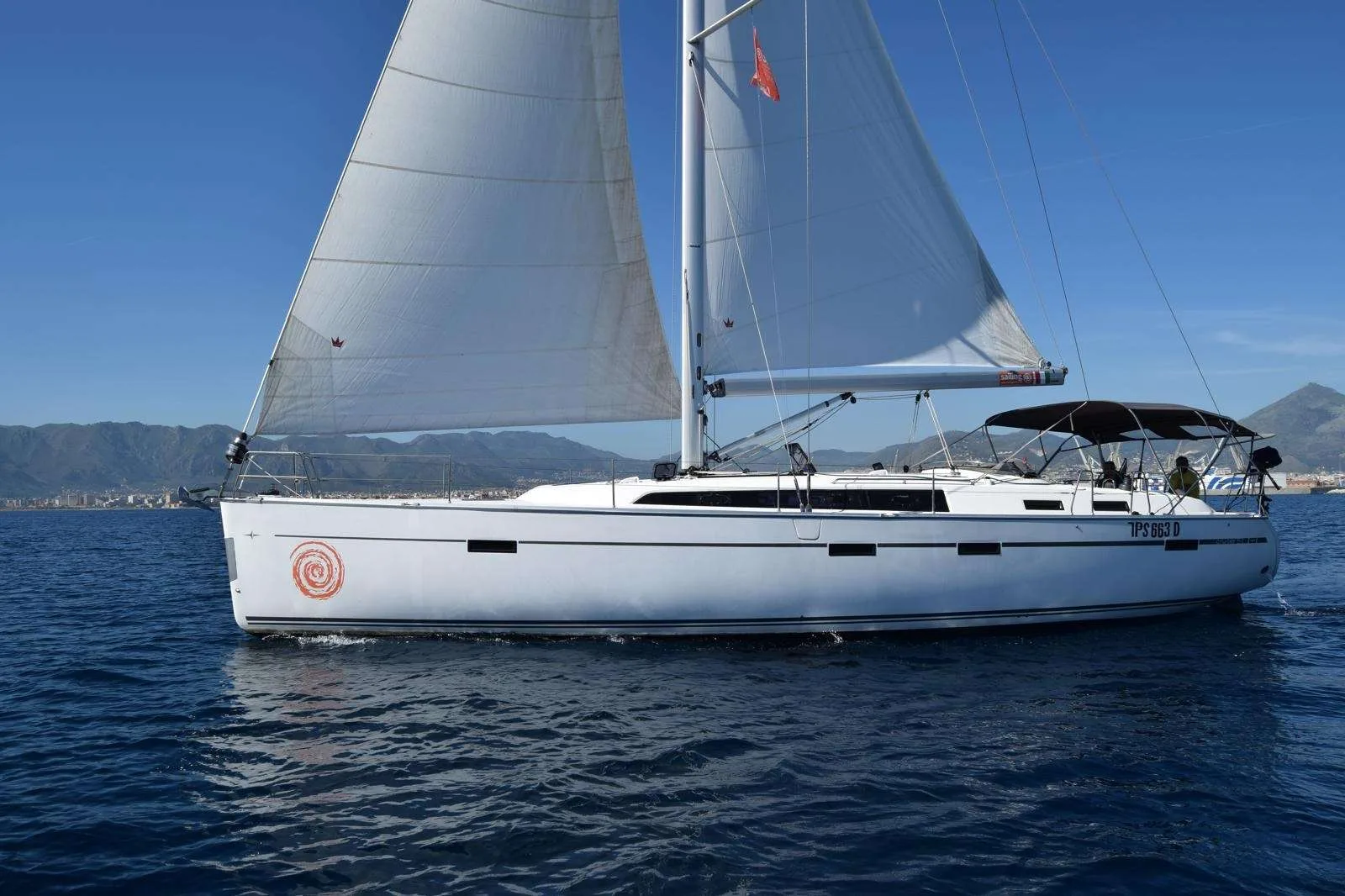 Bavaria Yachts 51 CRUISER used - photo 1