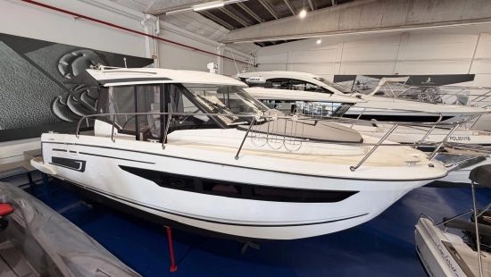 Jeanneau Merry Fisher 895 Offshore used - photo 1