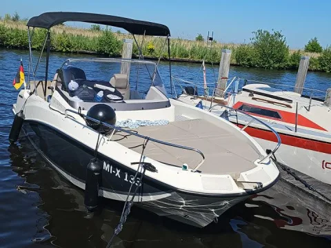 Quicksilver 605 Sundeck used - photo 1