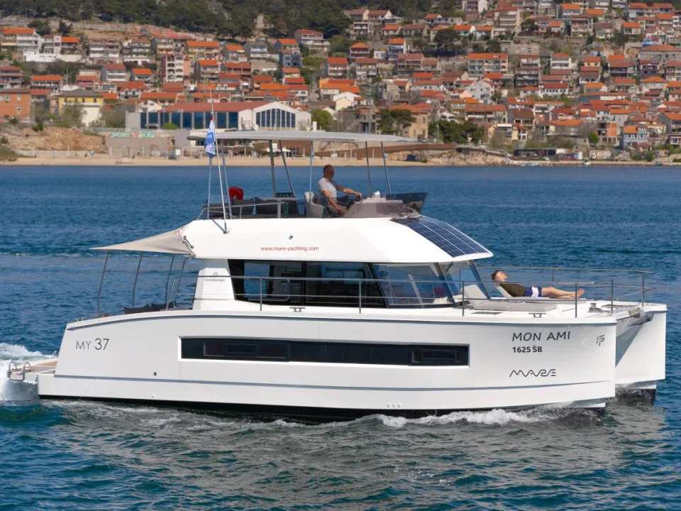 Fountaine Pajot MY 37 usato - foto 1