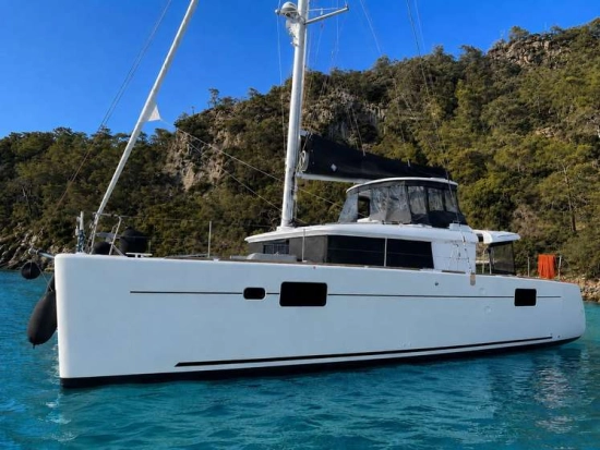 Beneteau LAGOON 450F usato - foto 1