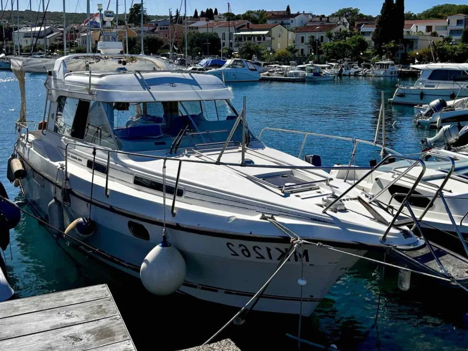 Nimbus 310 Coupe used - photo 1