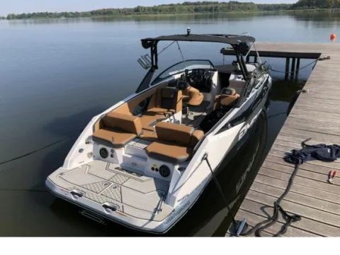 Scarab 255 used - photo 1