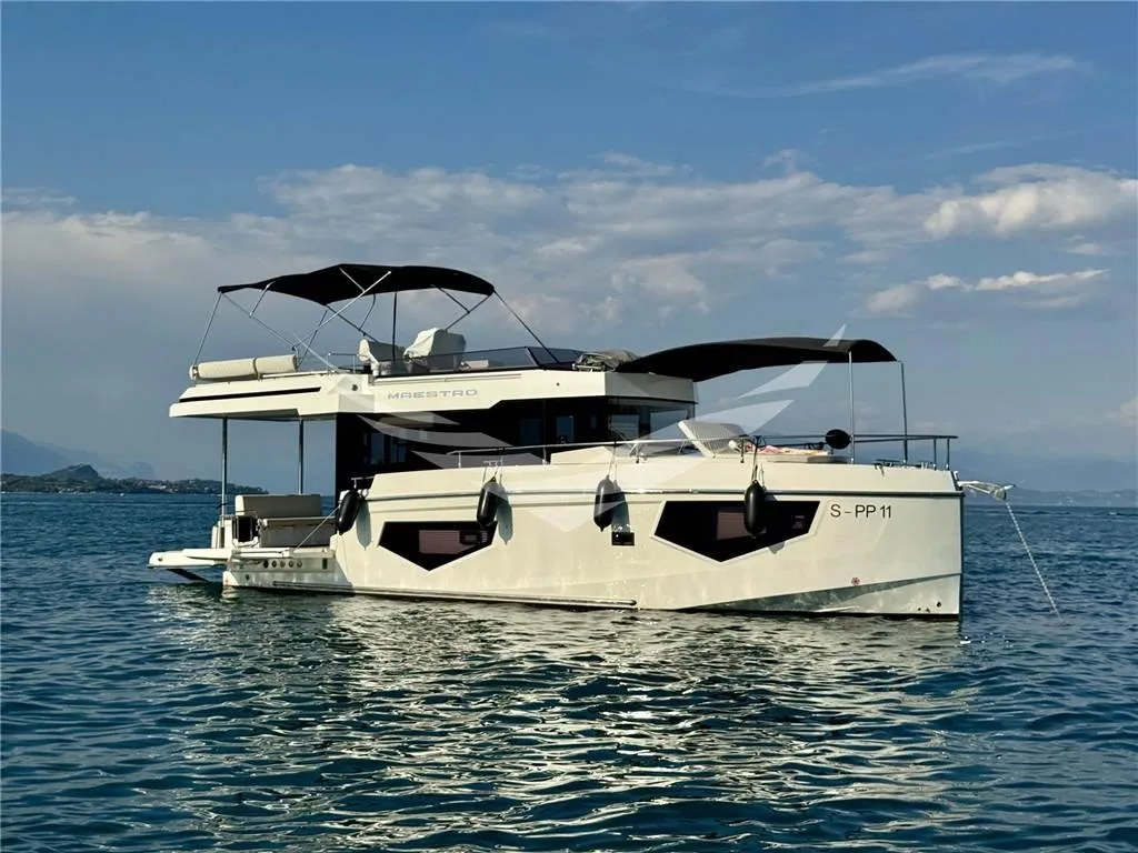 Cobra Yachts MAESTRO 42 used - photo 1