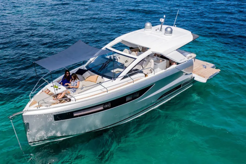 Jeanneau DB 43 Inboard gebraucht - Foto 1