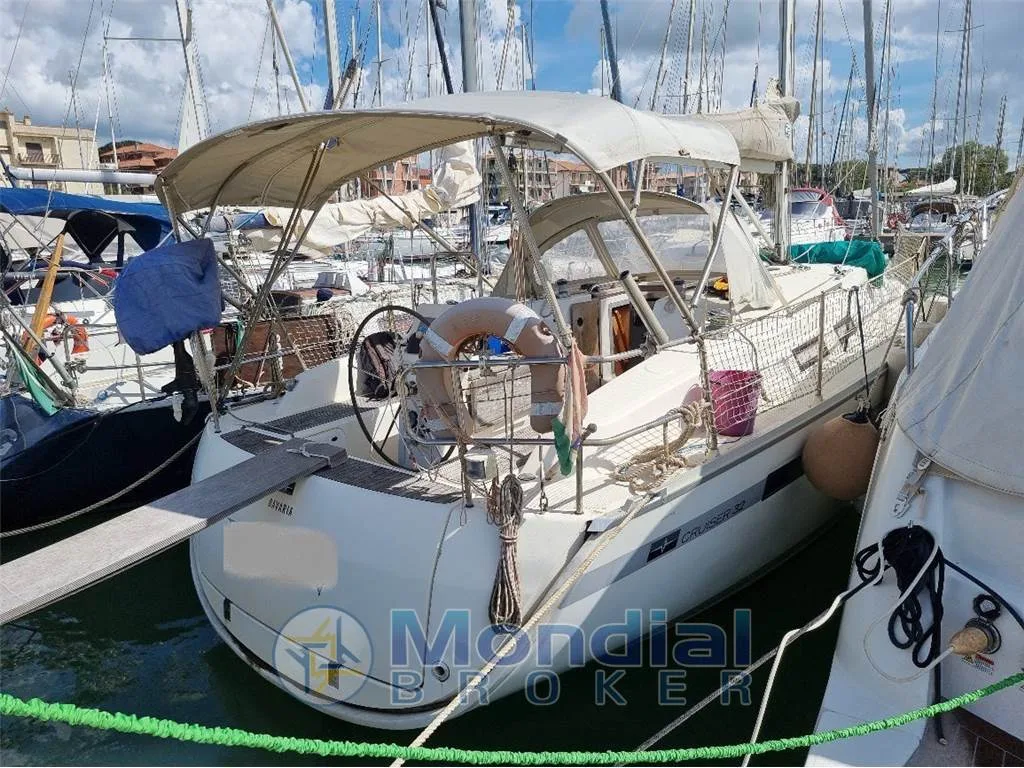 Bavaria Yachts 32 Cruiser used - photo 1