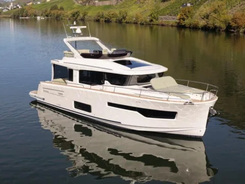 Nimbus 495 Flybridge gebraucht - Foto 1