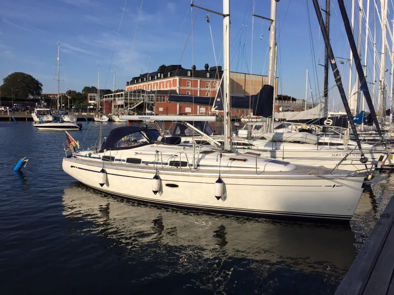 Bavaria Yachts 37 Cruiser used - photo 1