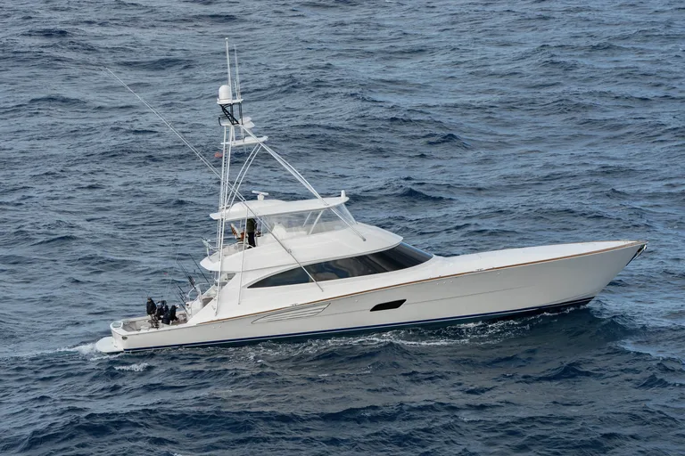Viking Yachts Viking 90C