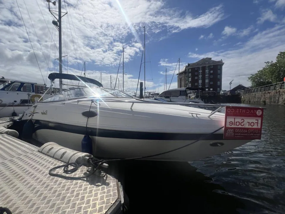 Rinker 232 Captiva used - photo 1