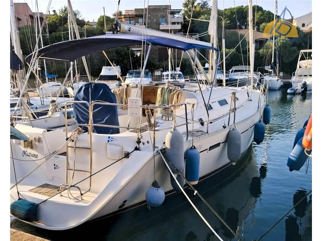 Beneteau Oceanis 393 Clipper used - photo 1