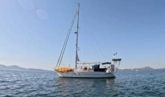 Bavaria Yachts 350 Lagoon used - photo 1