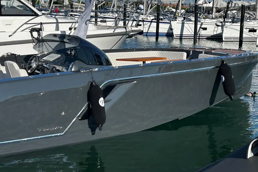 Frauscher 1017 GT Air - VORFÜHRBOOT wie neu, wenig Stunden d'occasion - photo 1