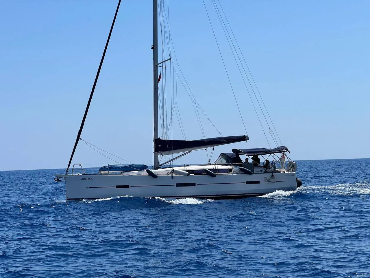 Dufour 460 used - photo 1