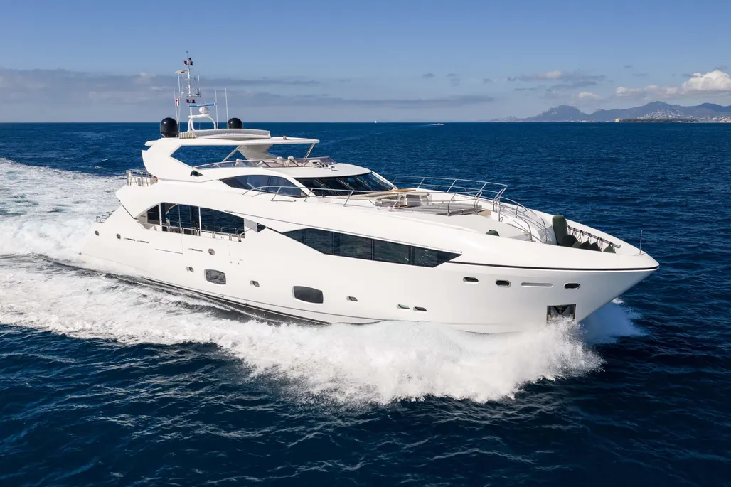 Sunseeker 115 Sport Yacht gebraucht - Foto 1