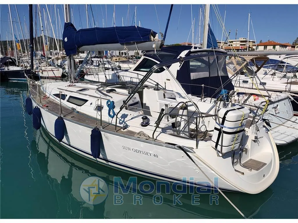 Jeanneau SUN ODYSSEY 40 used - photo 1 Jeanneau SUN ODYSSEY 40 used - photo 1