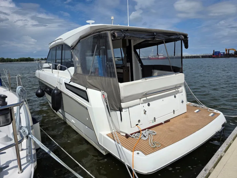 Jeanneau NC 33 gebraucht - Foto 1