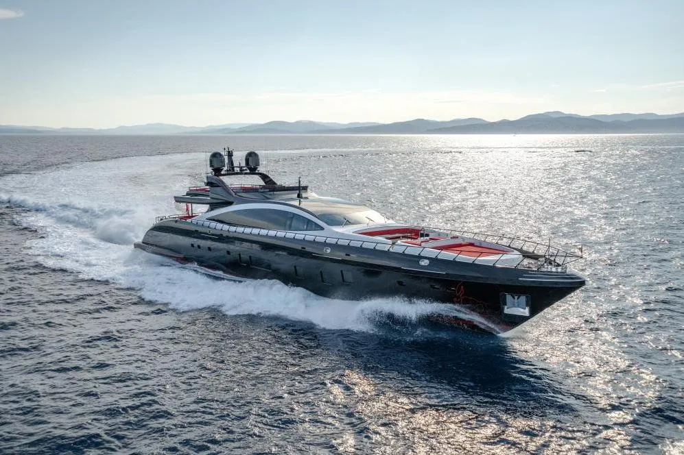 Mangusta 165E usato - foto 1