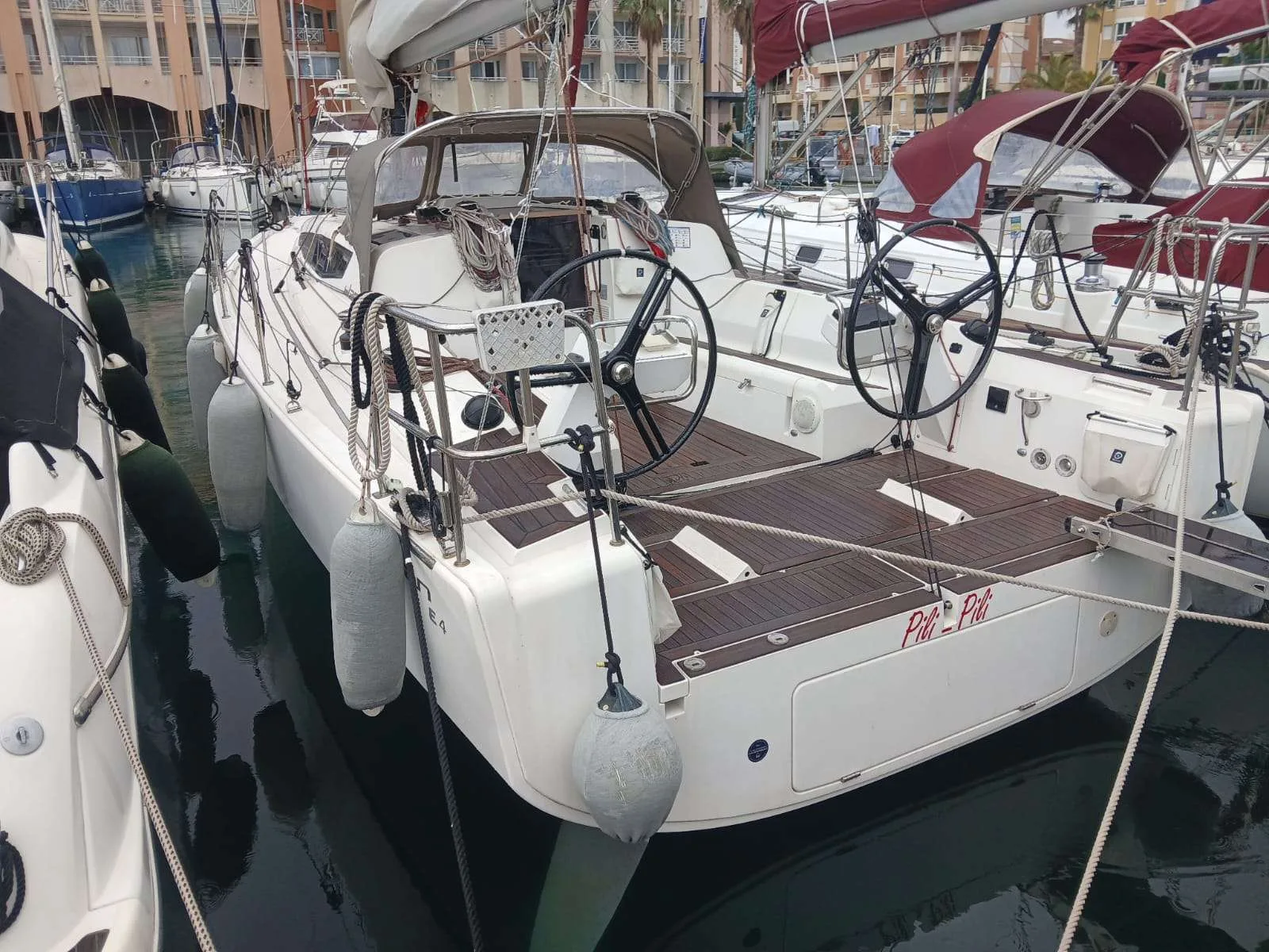Elan E4 used - photo 1