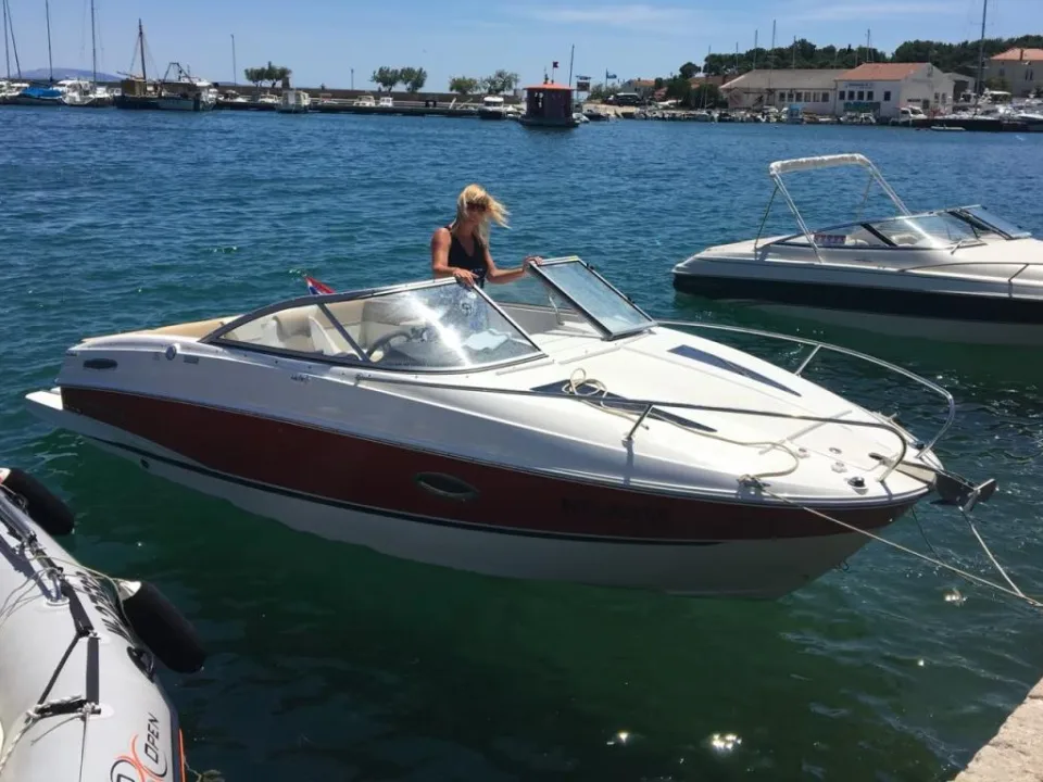 Bayliner 642 Cuddy d'occasion - photo 1