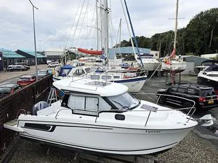 Jeanneau Merry Fisher 695 used - photo 1