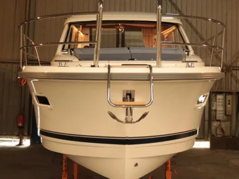 Nimbus 305 Coupe used - photo 1