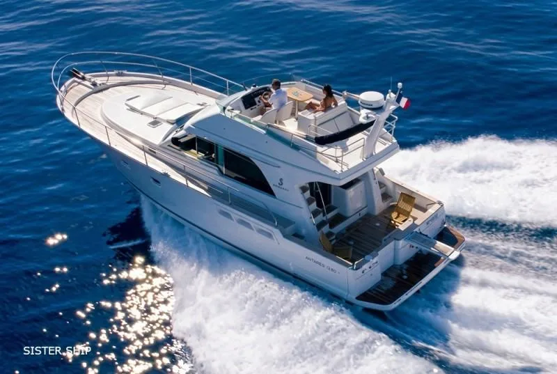 Beneteau Antares 13.80 usato - foto 1