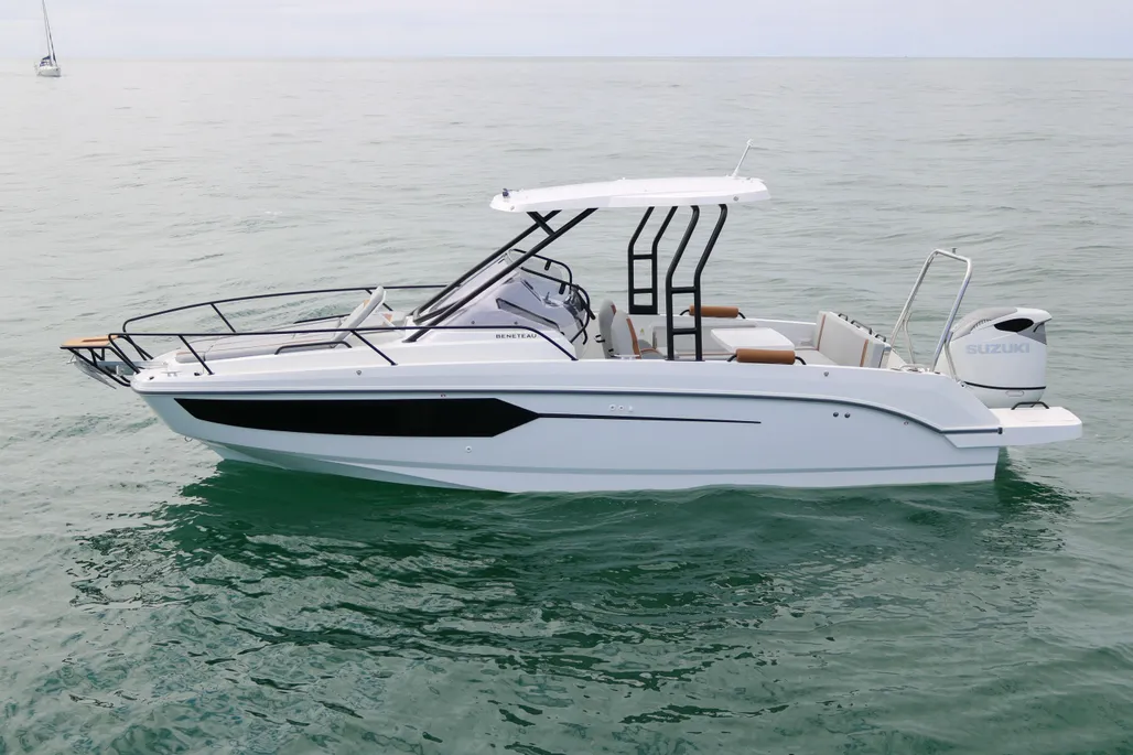 Beneteau Flyer 8 SUNdeck d'occasion - photo 1
