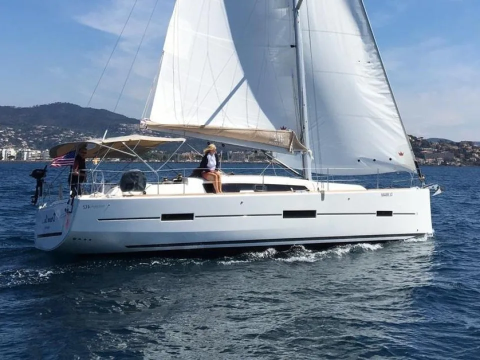 Dufour 412 used - photo 1