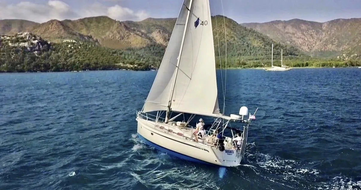 Bavaria Yachts Cruiser 40 gebraucht - Foto 1