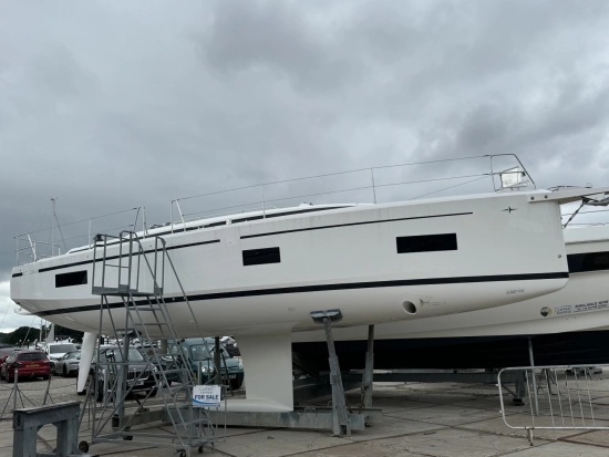 Bavaria Yachts Yachts C38 used - photo 1