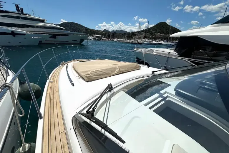 Princess V50 ( 2019 ) used - hero image 12
