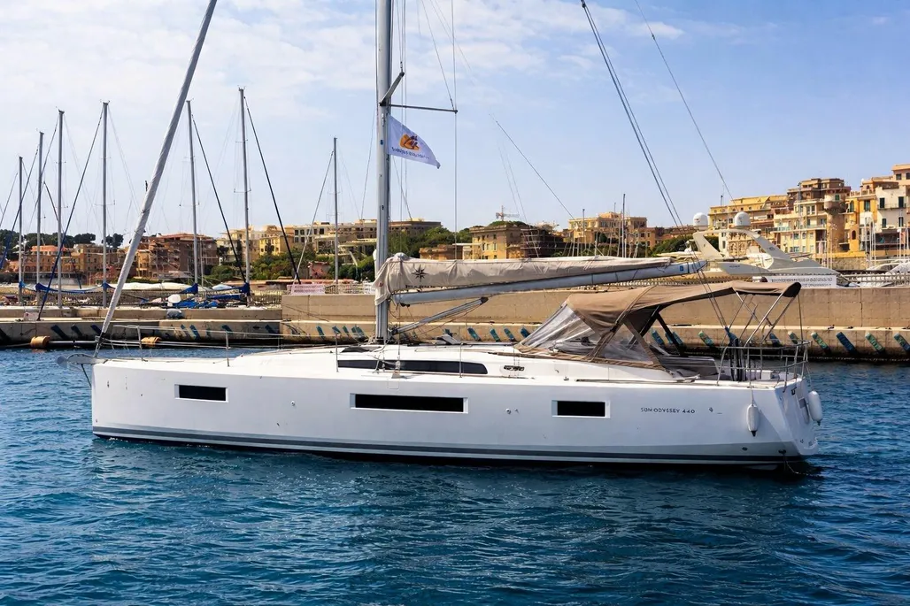 Jeanneau SUN ODYSSEY 440 used - photo 1