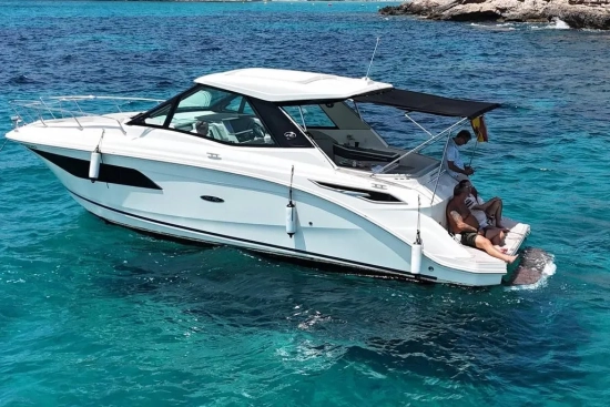 Sea Ray Sundancer 320 Coupe used - photo 1