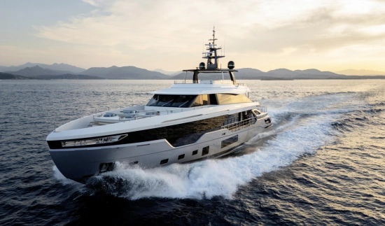 Azimut Grande 38 Trideck gebraucht - Foto 1