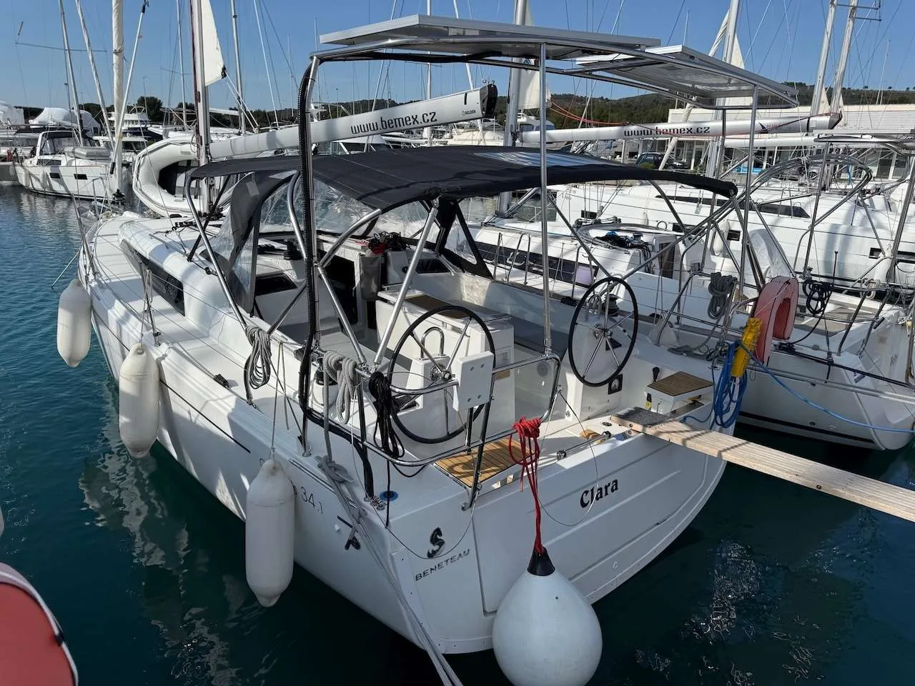 Beneteau OCEANIS 34.1 used - photo 1