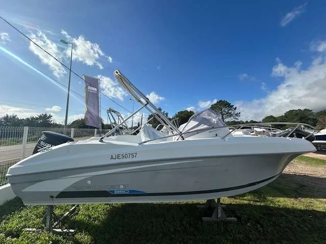 Beneteau FLYER 650 SUNDECK usato - foto 1