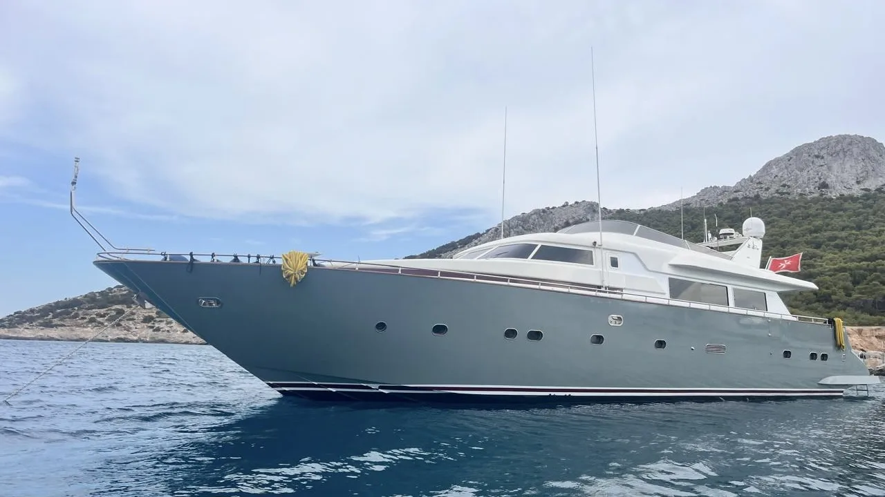 Maiora 28 Flybridge used - photo 1