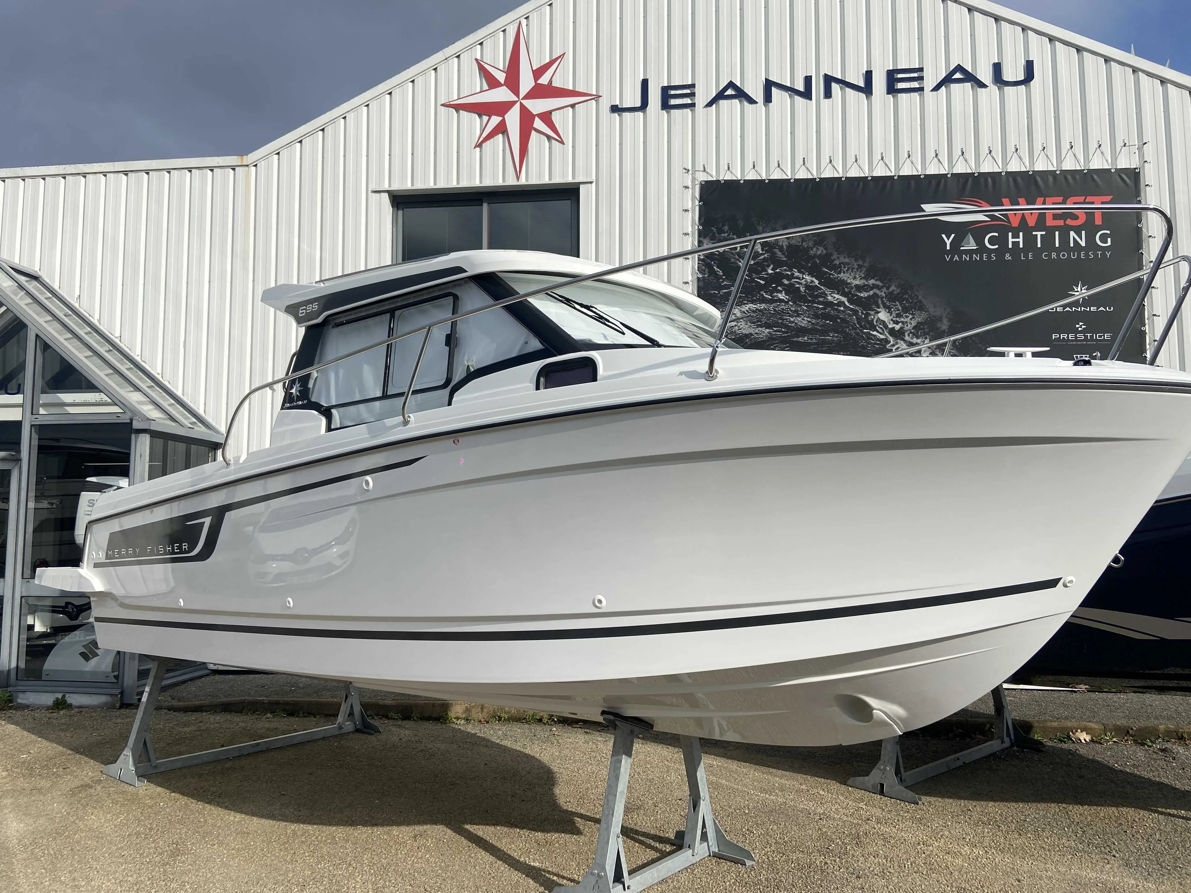 Jeanneau MERRY FISHER 695 SÉRIE 2 used - photo 1