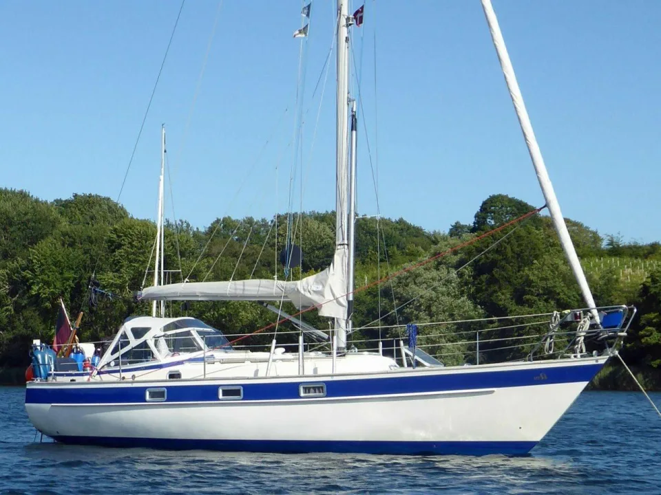 Hallberg-Rassy 312 Mk I used - photo 1
