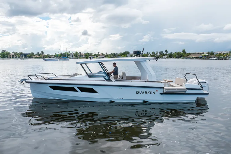 Quarken Boats Quarken 35 Grand Tourer