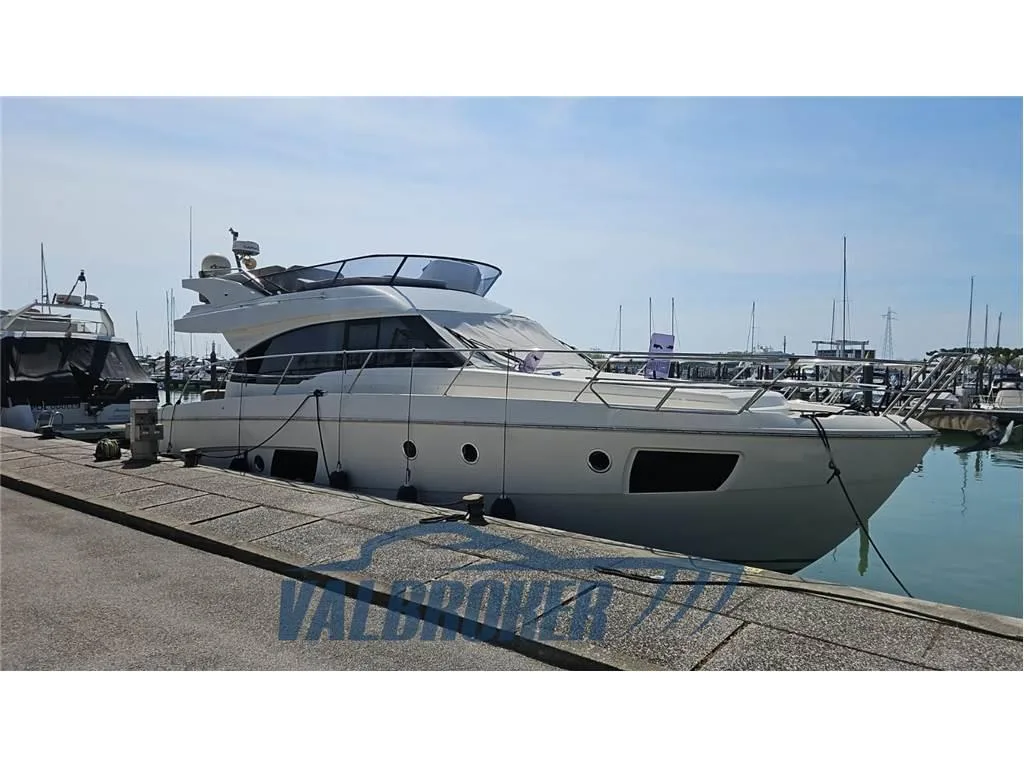 Bavaria Virtess 420 Fly usato - foto 1 Bavaria Virtess 420 Fly usato - foto 1